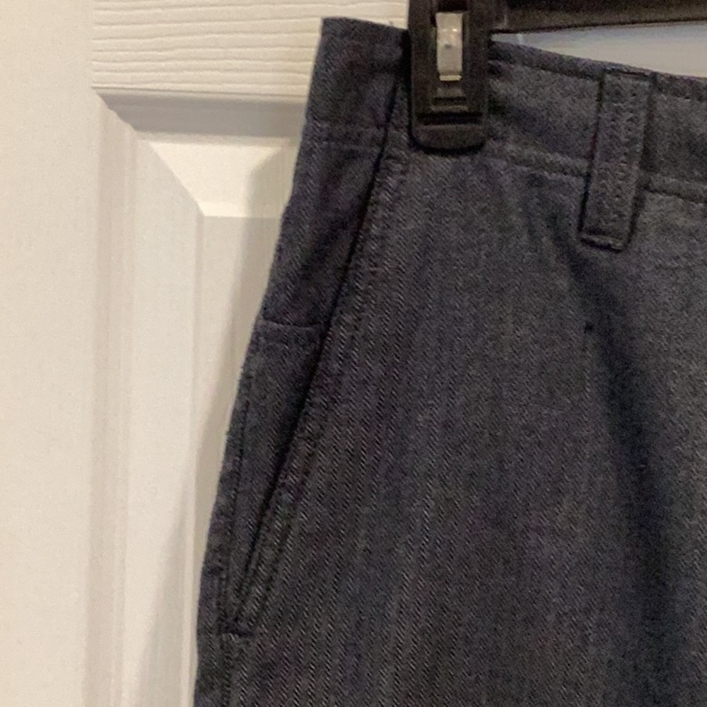Shorts - Picture 3 of 8